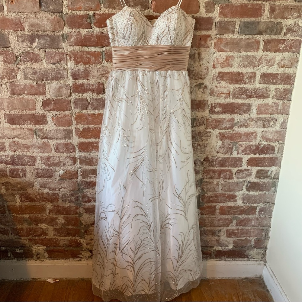 NV COUTURE Strapless Beaded & Sequined Tulle Prom Dress White 6